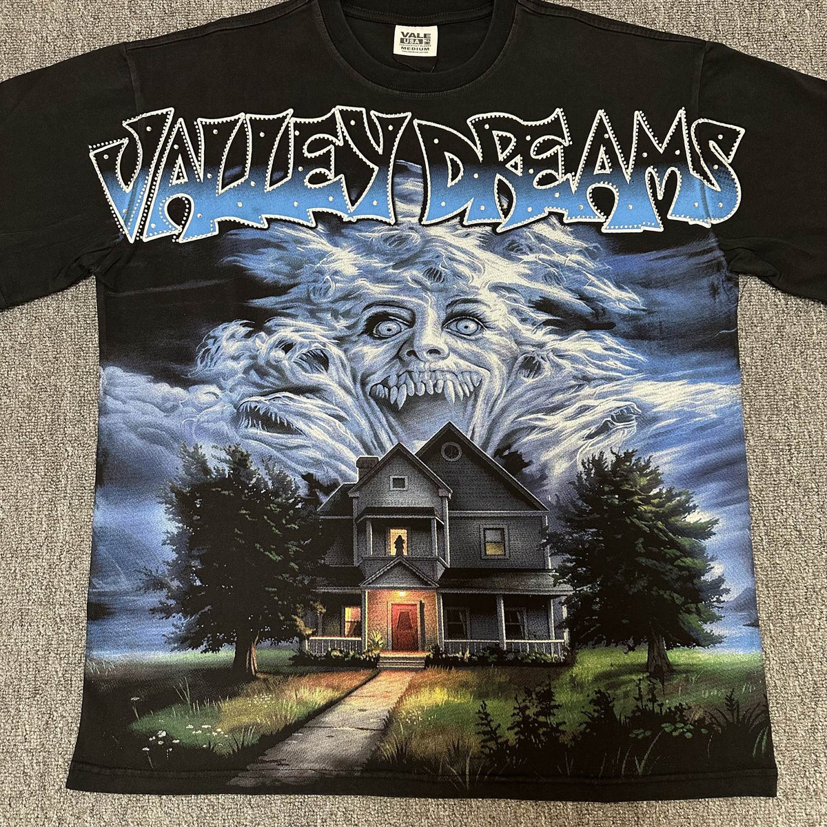 VALE USA Valley Dreams Haunted House Graphic T-Shirt