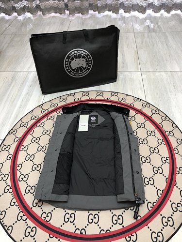 Canada Goose Gray Freestyle Crew Down Vest
